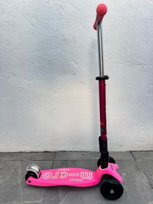 Micro Maxi foldable scooter