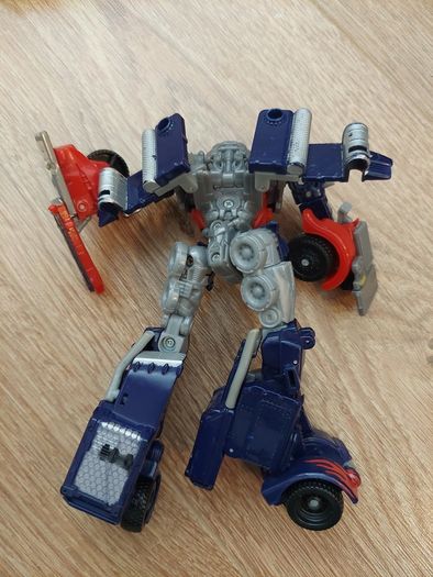 Transformer optimus