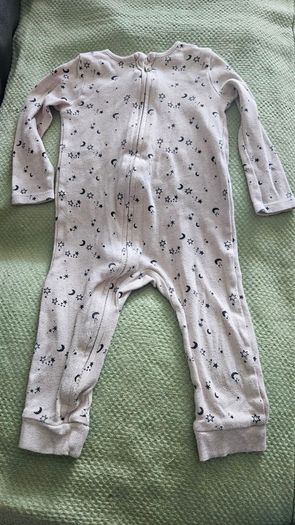 Baby clothes