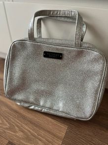 Victoria's secret cosmetic bag ( large )