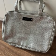 Victoria's secret cosmetic bag ( large )