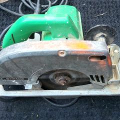 Hitachi circular saw