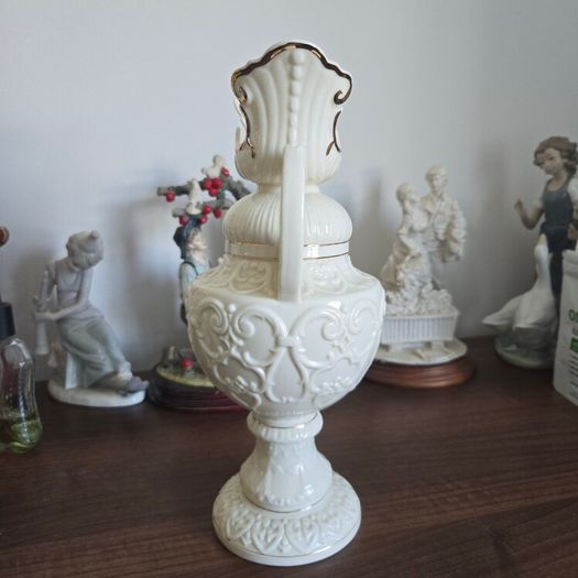 ceramic collectible