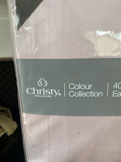 Christy 400 thread count double fitted sheet pebble cotton