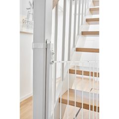 Baby gate adaptor