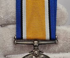 WWI 1914-1918 Silver Medal 112314 PTE. F. W. MARSHALL R. A. M. C. 33.7 Grams Sterling Silver