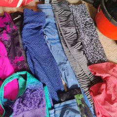 women's sports leggings /tops bundle