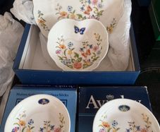 Vintage Aynsley Cottage Garden Set