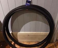 700x35c Tyres Brand New