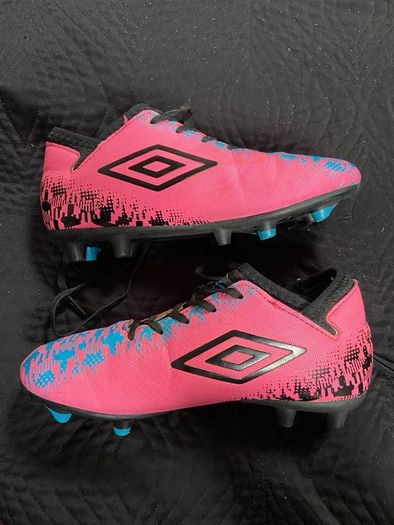 girls football boots size 1