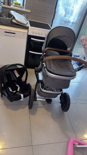Joolz Day 4 Travel system buggy