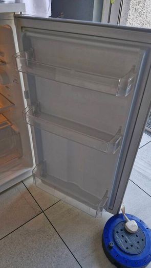 under counter fridge