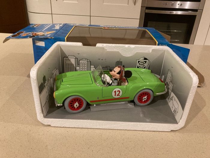 Lancia Aurelia Disney Mickey Mouse 1/18 Burago Rare