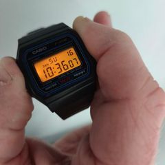 Casio f91w with Backlight mod