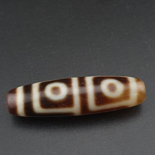 Antique Himalayan Tibetan 4 Eyes Agate Dzi Bead Amulet