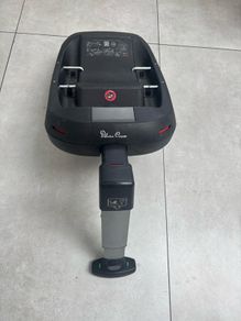 sliver cross isofix base