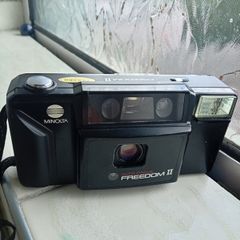 Minolta Freedom II 35mm Point and Shoot Film Camera - Tested & Working