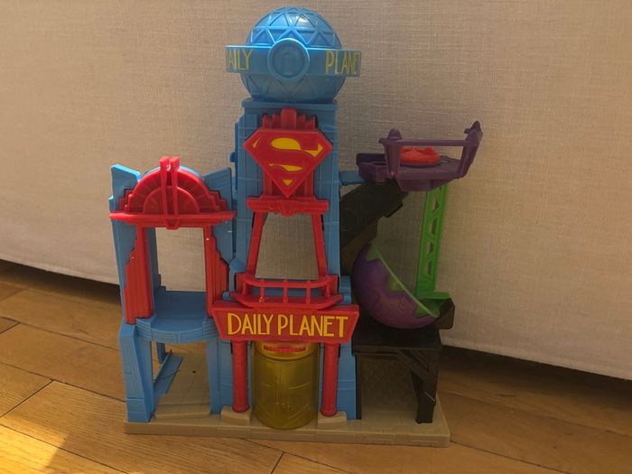 Superman imaginext daily plant fisher price