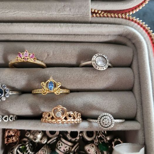 Pandora ring collection (authentic)