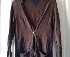 Hilfiger brown sweater label size s worn twice