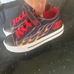 Brand new Heelys