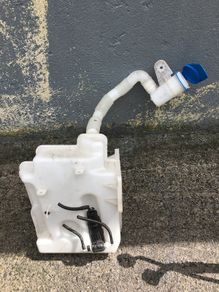 Vw scirocco 1.4tsi windscreen washer tank