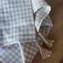 table runner Image 2