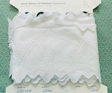 Vintage Swiss Broderie Anglaise Cotton Lace Trim 3m Embroidered Scalloped Edge