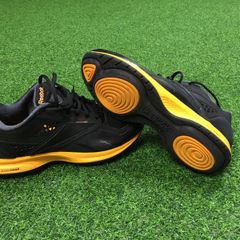 Reebok Easy Tone / Under Armour