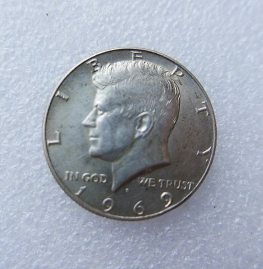1969 Kennedy Half Dollar 40% Silver