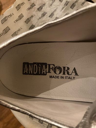 Andia Fora Made in Italy Top Quality Designer Silver Trainers - Size 41
