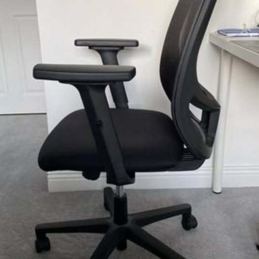 KOS Ergo Office Chair - Only a Few weeks Used