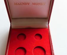 Red Maundy Coin Box For 4 Coin Set