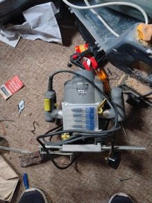 plunge router