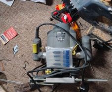 plunge router