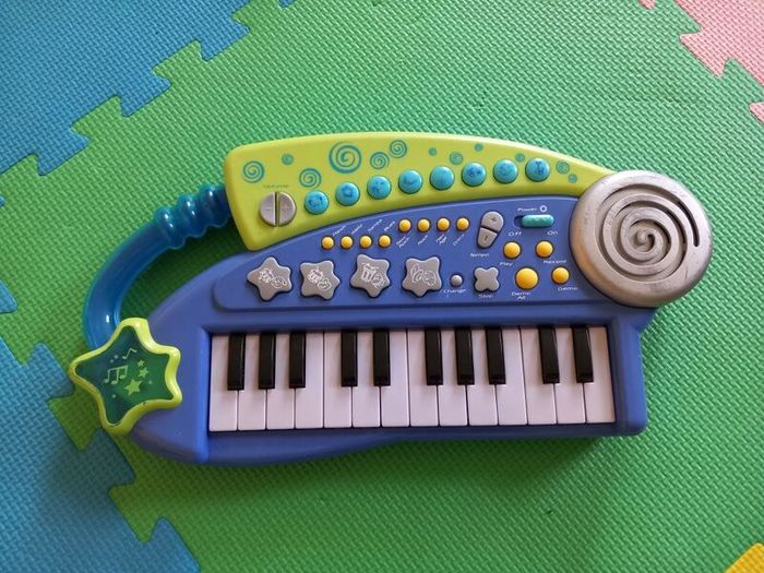 Child portable keyboard