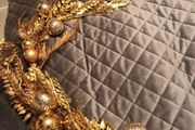 Luxury gold bauble christmas garland