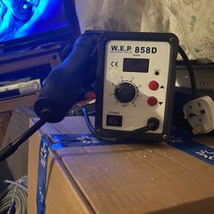 WEP858d soldering station