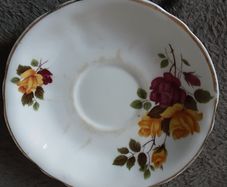 Arklow pottery saucer x1