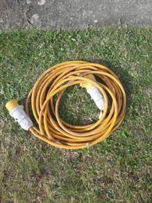 12m 110v extension lead