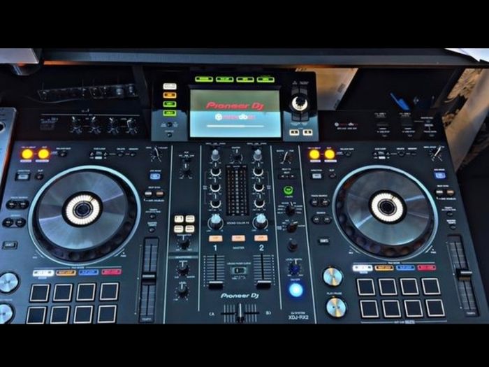 Pioneer Xdj rx2