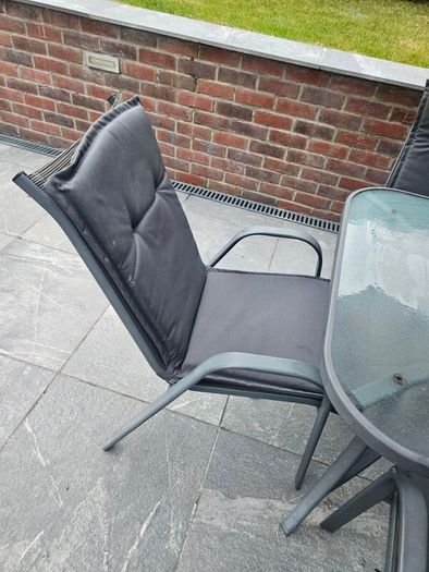 6 seater patio set and parasol