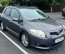 '08 Toyota Auris