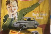 The Classic Dinky Collection Morris Oxford
