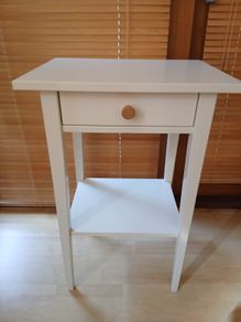 Bedside table