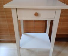 Bedside table