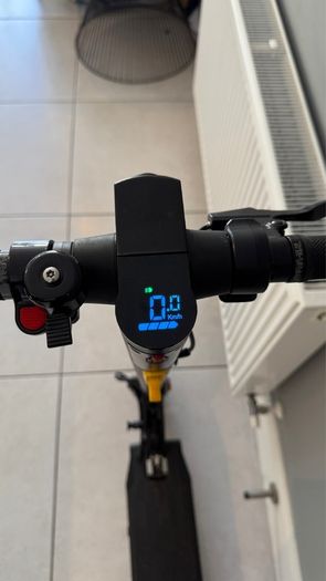THE-URBAN xC1 Electric Scooter