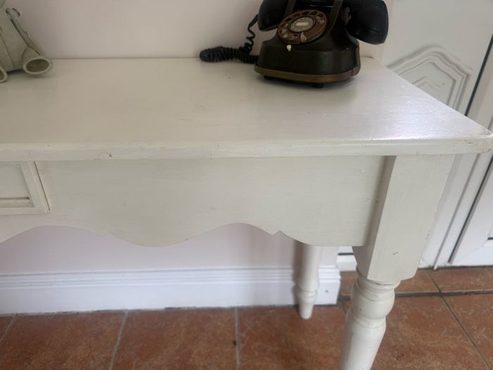 Console table