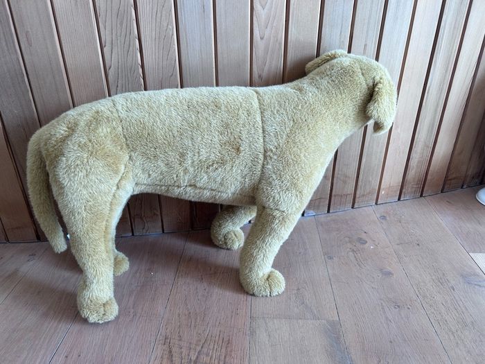 Melissa & Doug golden/yellow Labrador toy