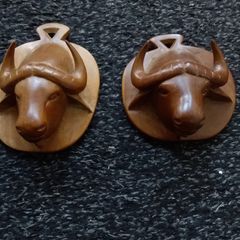 Vintage : Handcarved Wooden Water Buffalo Wall Plaques